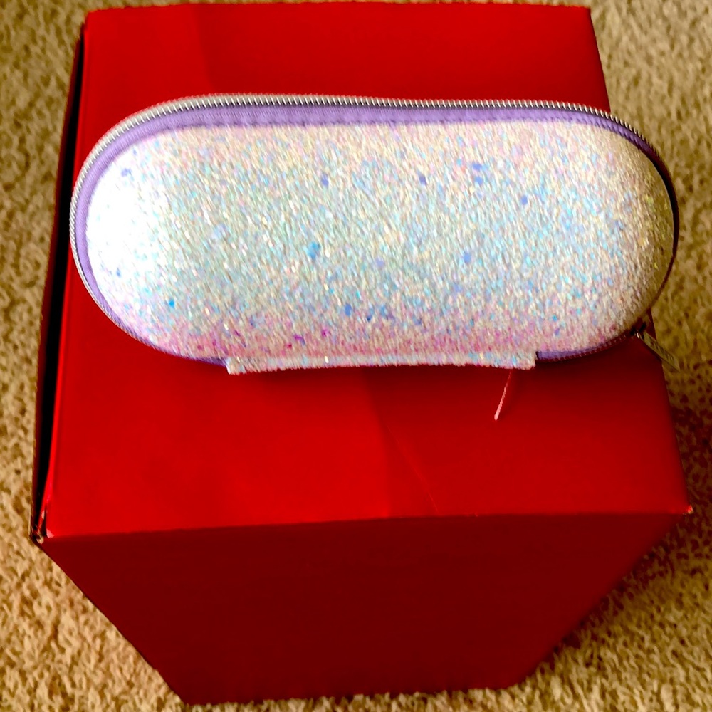 Sunglasses case